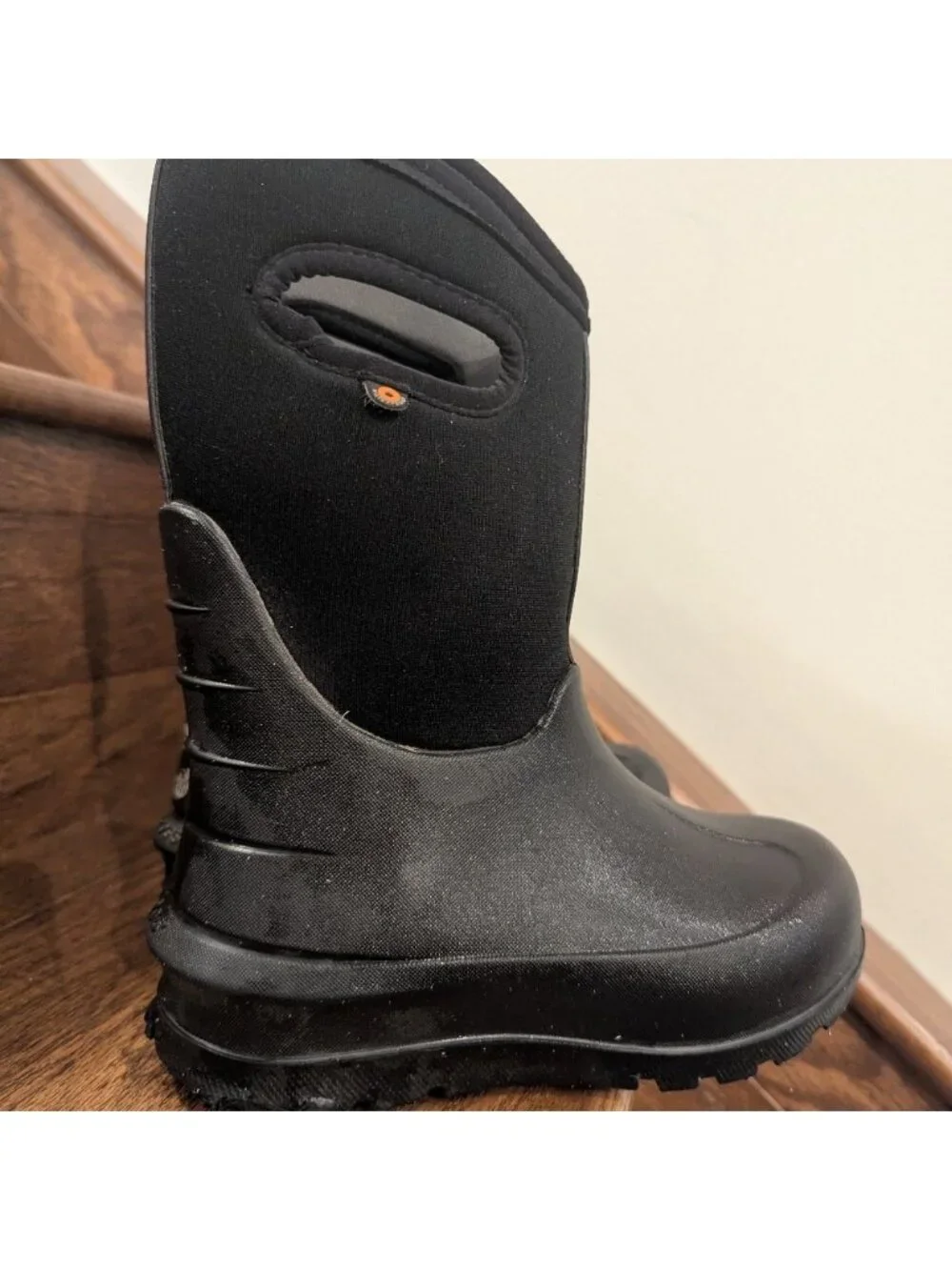 Bogs Neo-Classic boots Solid black Youth Size 1 big kid.